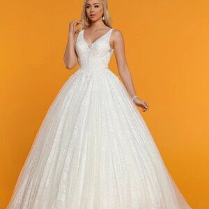 White Lace Wedding Dress
